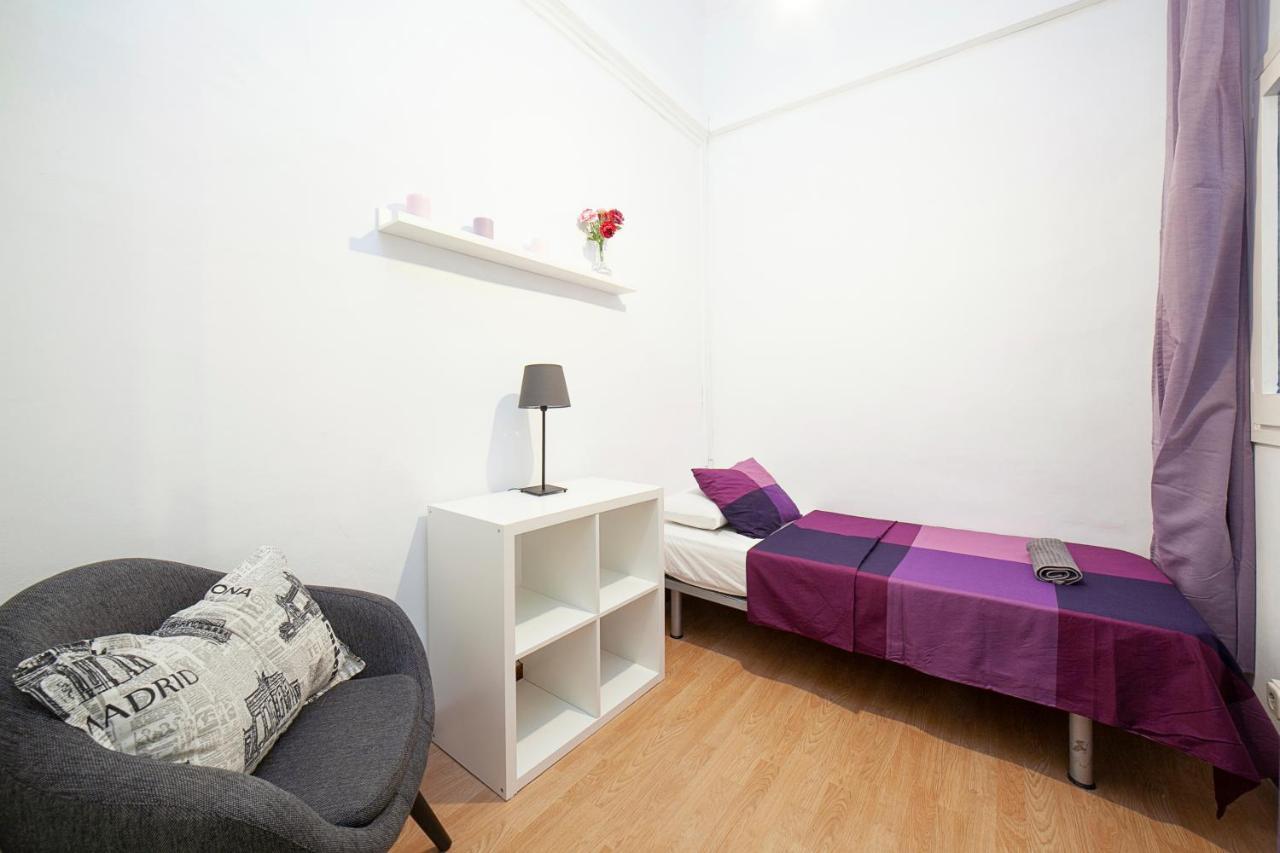 Fabrizzios Terrace Hostel Barcelona Quarto foto